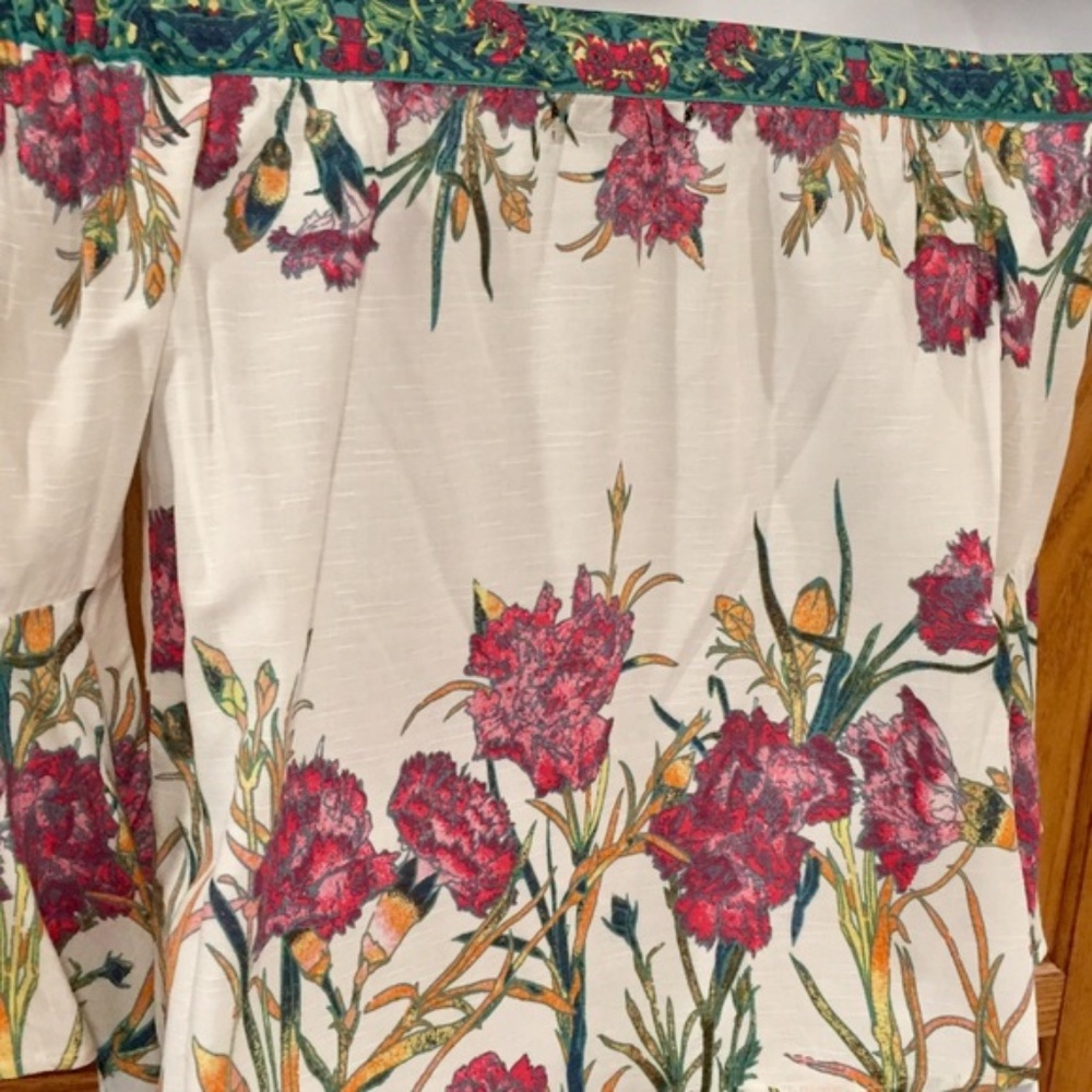 A. Calin Off Shoulder Tulip Sleeve Floral Top Small - Picture 5 of 7